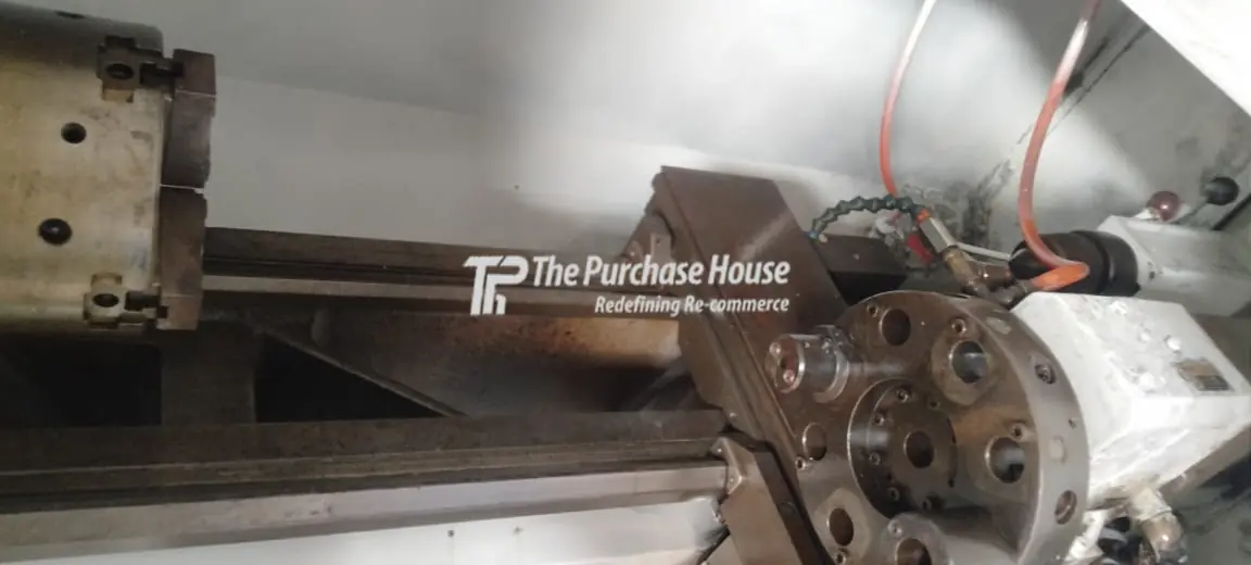 CNC TURNING MACHINE