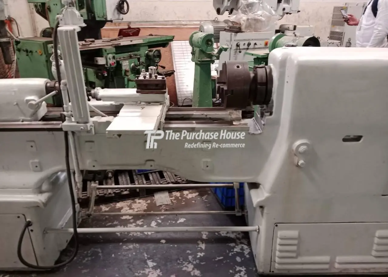 Used lathe machine HMT for sale
