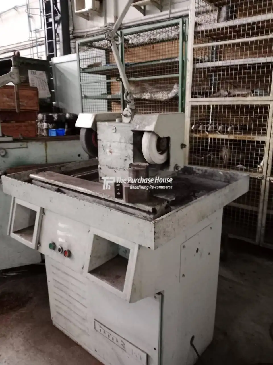 Used PEDESTAL GRINDER MACHINE HMT for sale