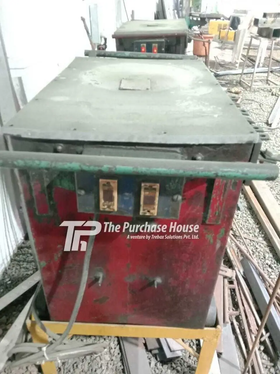 WELDING MACHINE