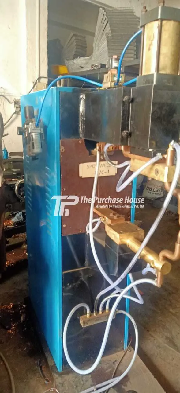WELDING MACHINE