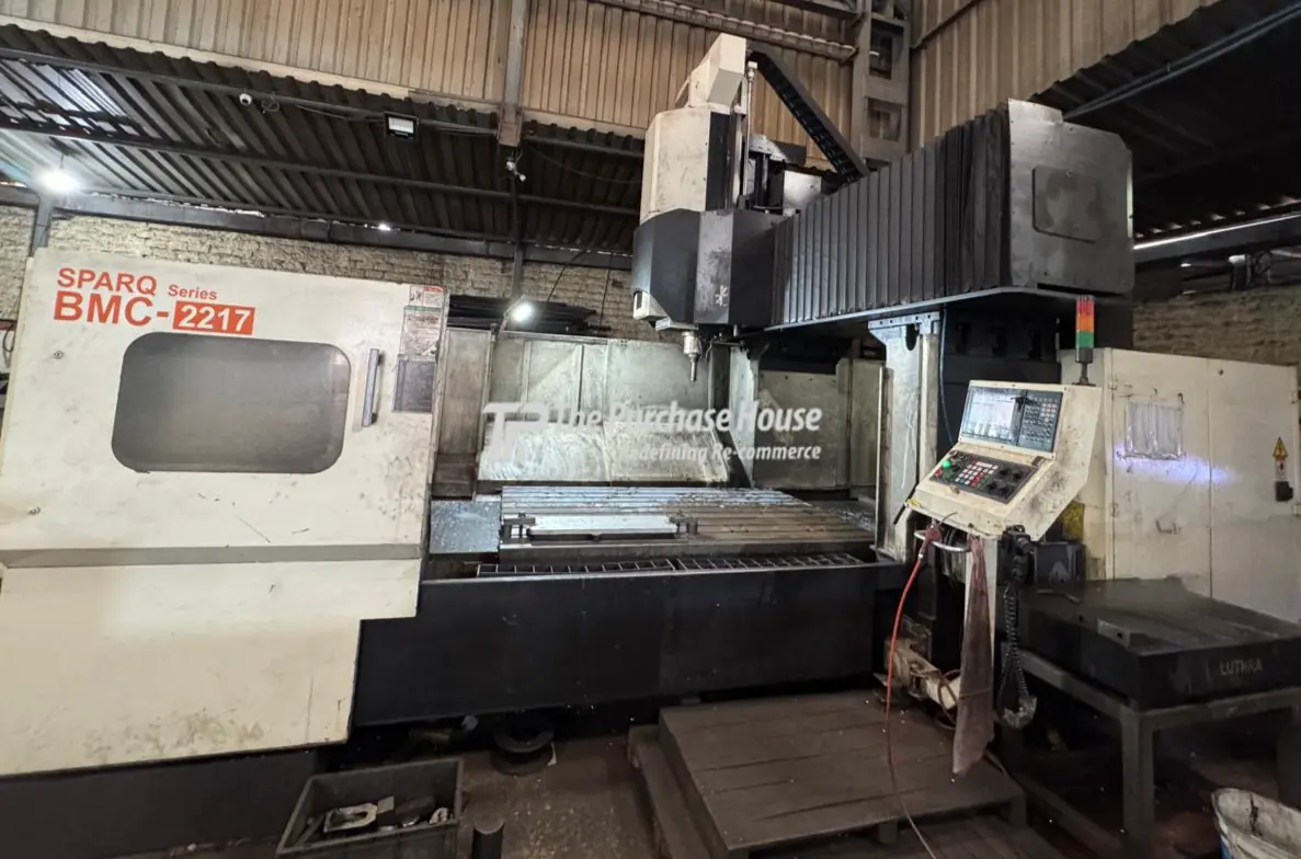 DOUBLE COLUMN VERTICAL MACHINING CENTER (VMC)